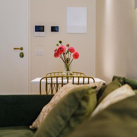 Helloapulia Charming Palazzo Clemente - Self-Catering Suites With Aircondition 莫诺波利 外观 照片