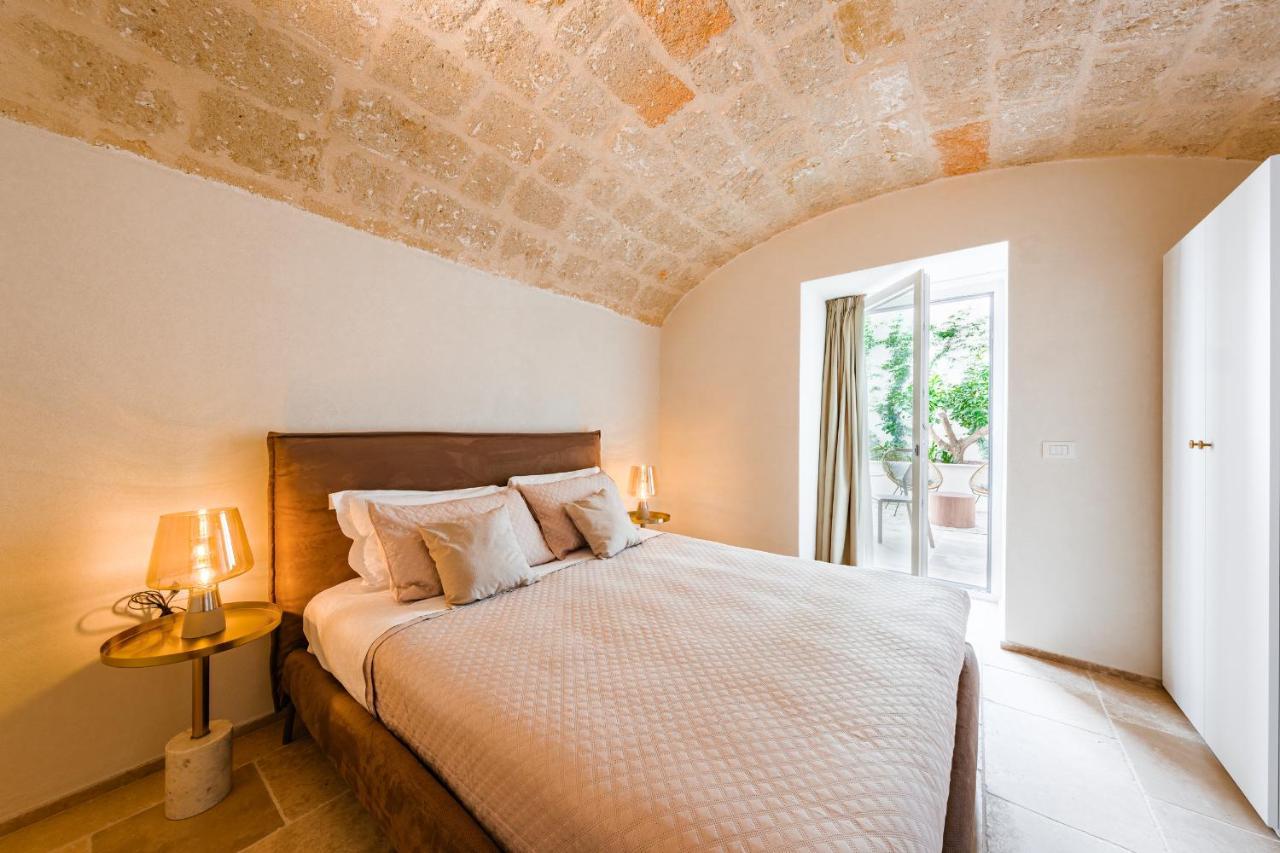 Helloapulia Charming Palazzo Clemente - Self-Catering Suites With Aircondition 莫诺波利 外观 照片