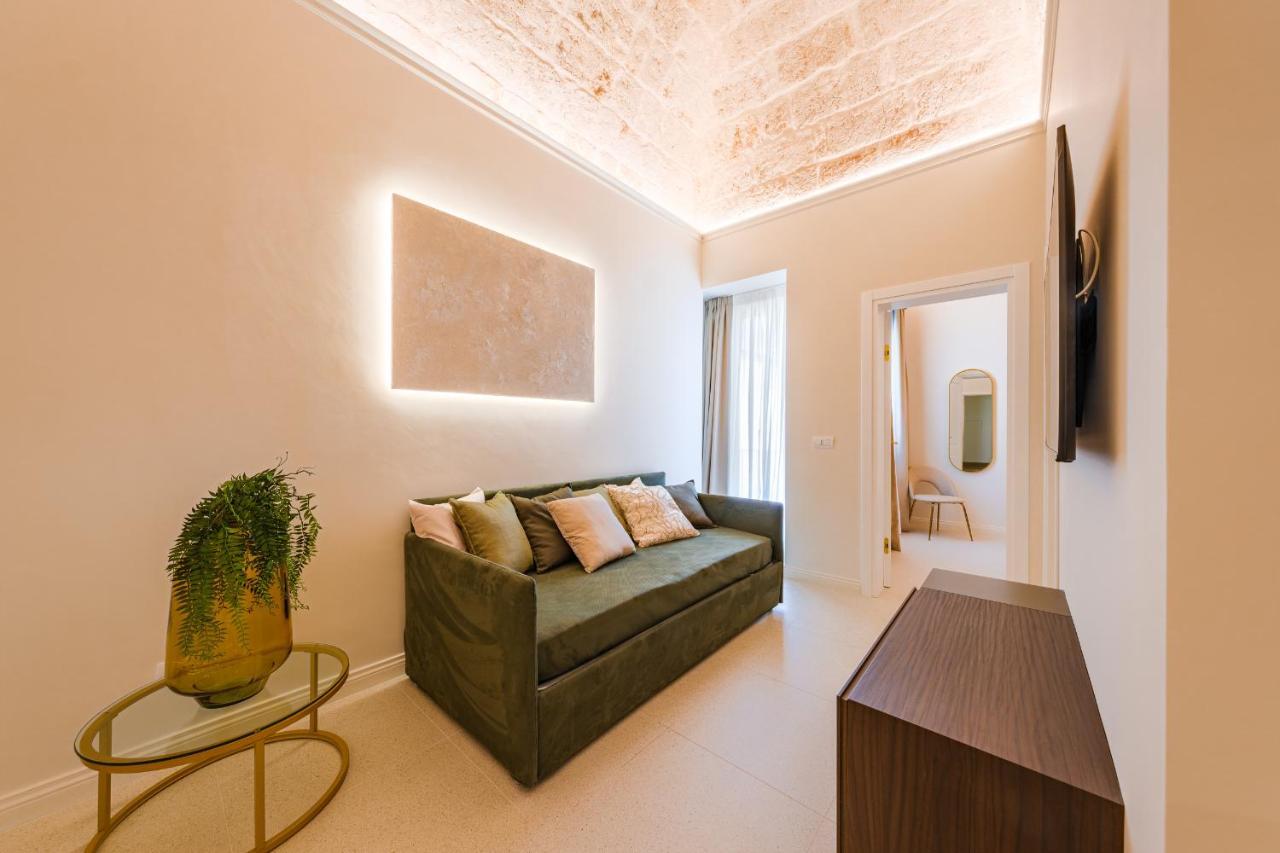 Helloapulia Charming Palazzo Clemente - Self-Catering Suites With Aircondition 莫诺波利 外观 照片