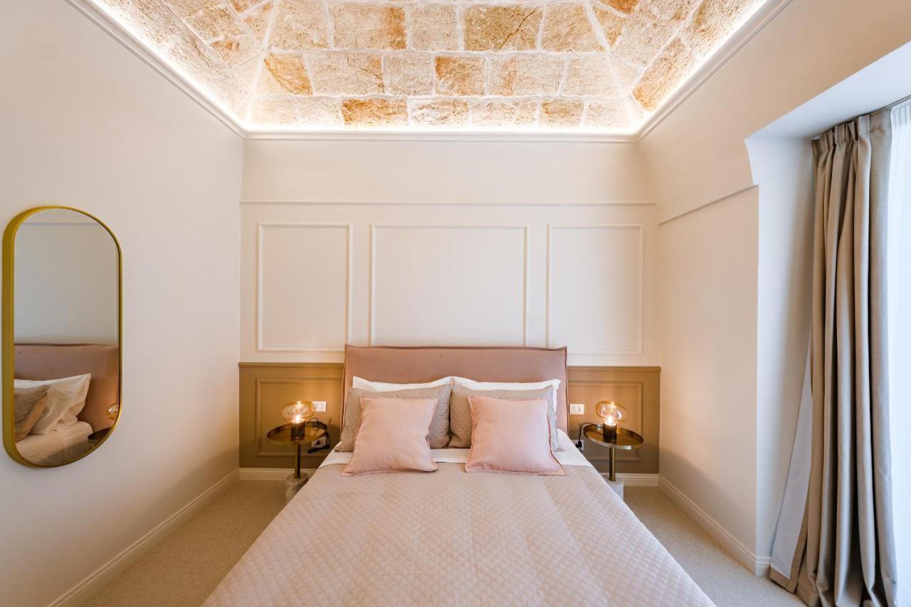 Helloapulia Charming Palazzo Clemente - Self-Catering Suites With Aircondition 莫诺波利 外观 照片