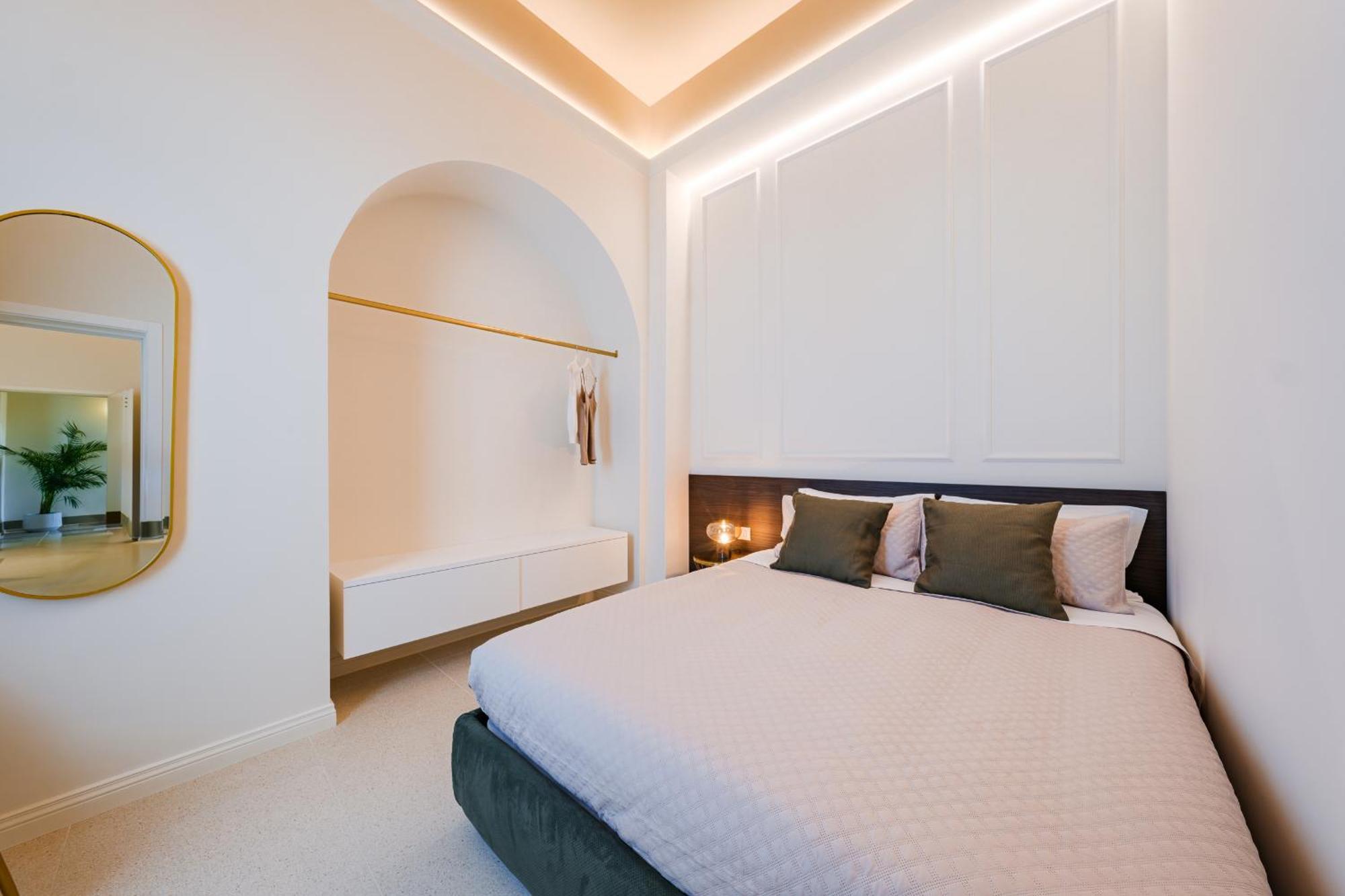 Helloapulia Charming Palazzo Clemente - Self-Catering Suites With Aircondition 莫诺波利 外观 照片