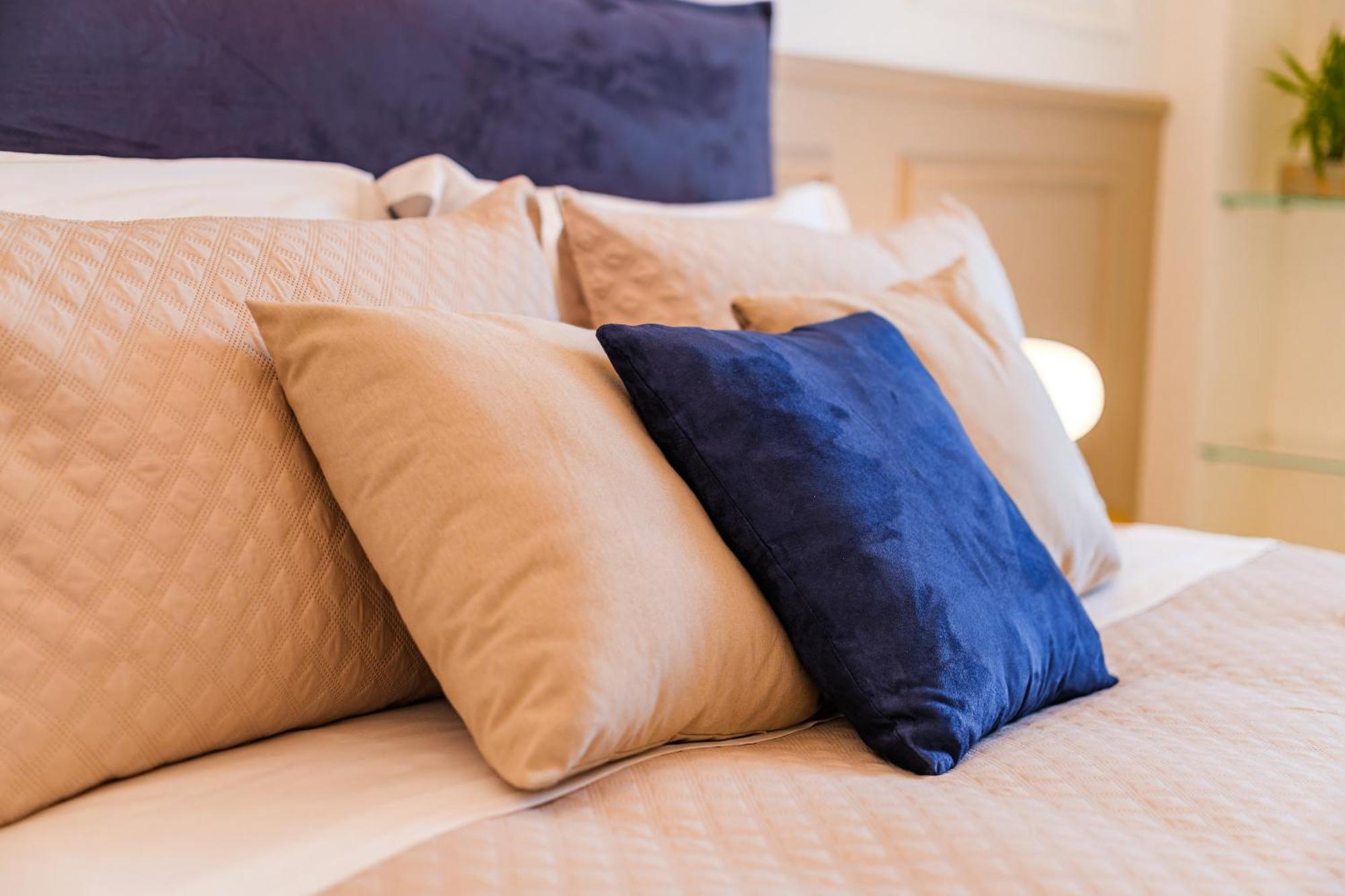Helloapulia Charming Palazzo Clemente - Self-Catering Suites With Aircondition 莫诺波利 外观 照片